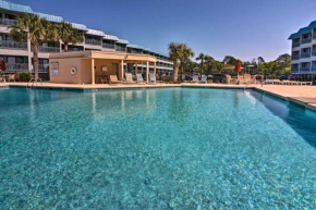 Breezy Tybee Island Condo - 100 Yards from Beach!